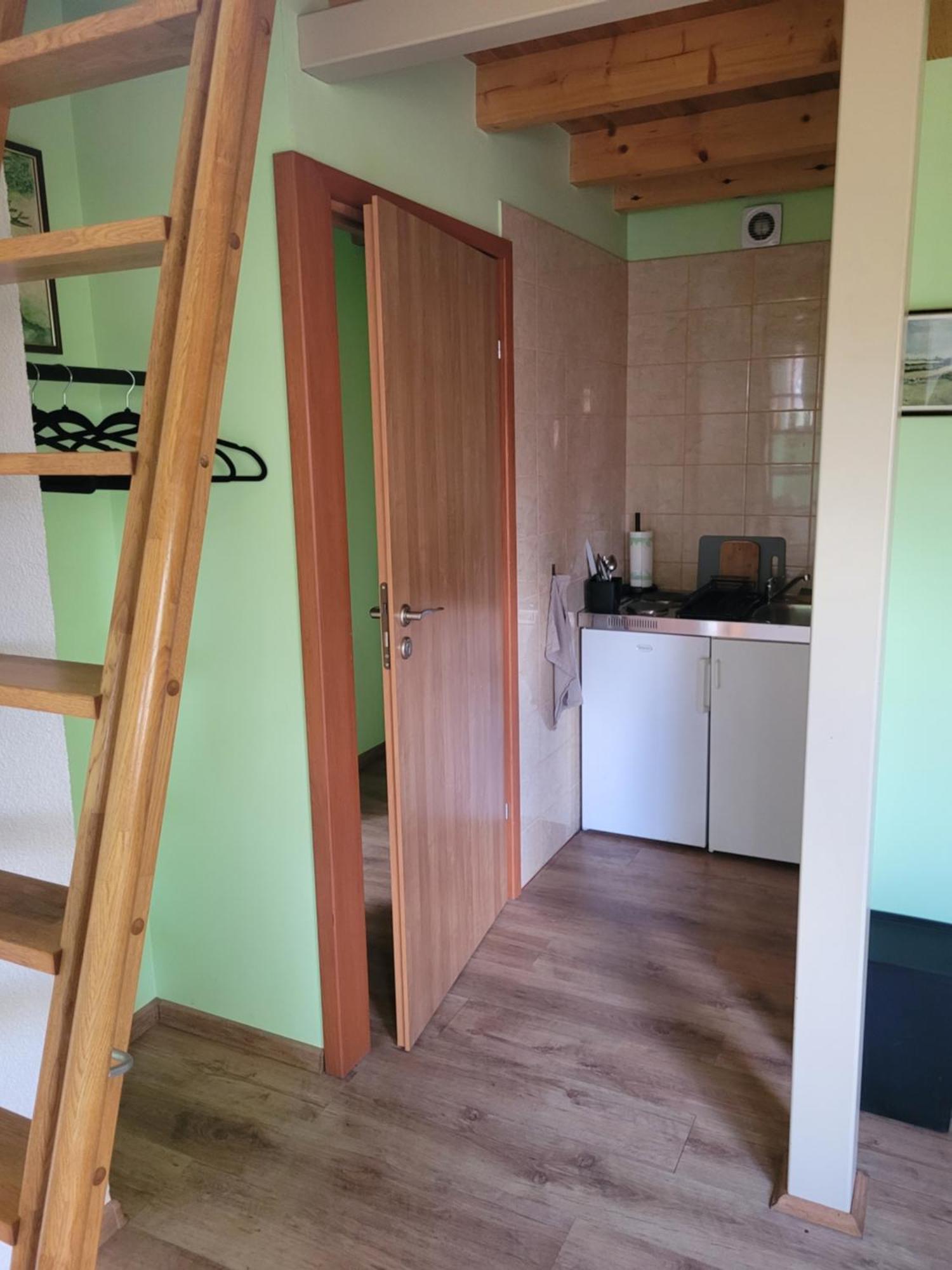 Apartamenty Na Poddaszu Bierdzany Exterior photo
